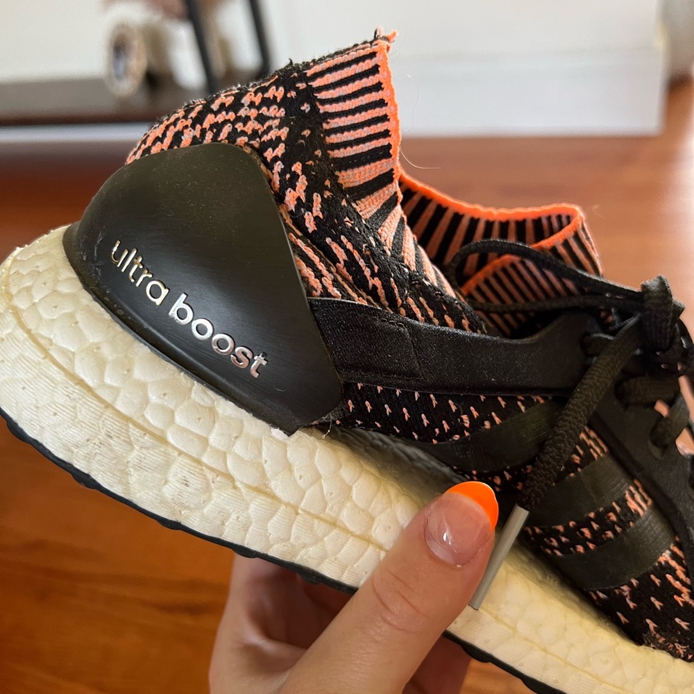 Adidas Ultra Boost - Picture 4 of 7